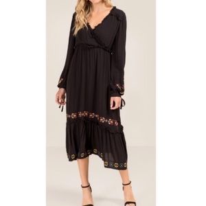 NWT Francesca’s Miami Black Embroidered Midi Dress